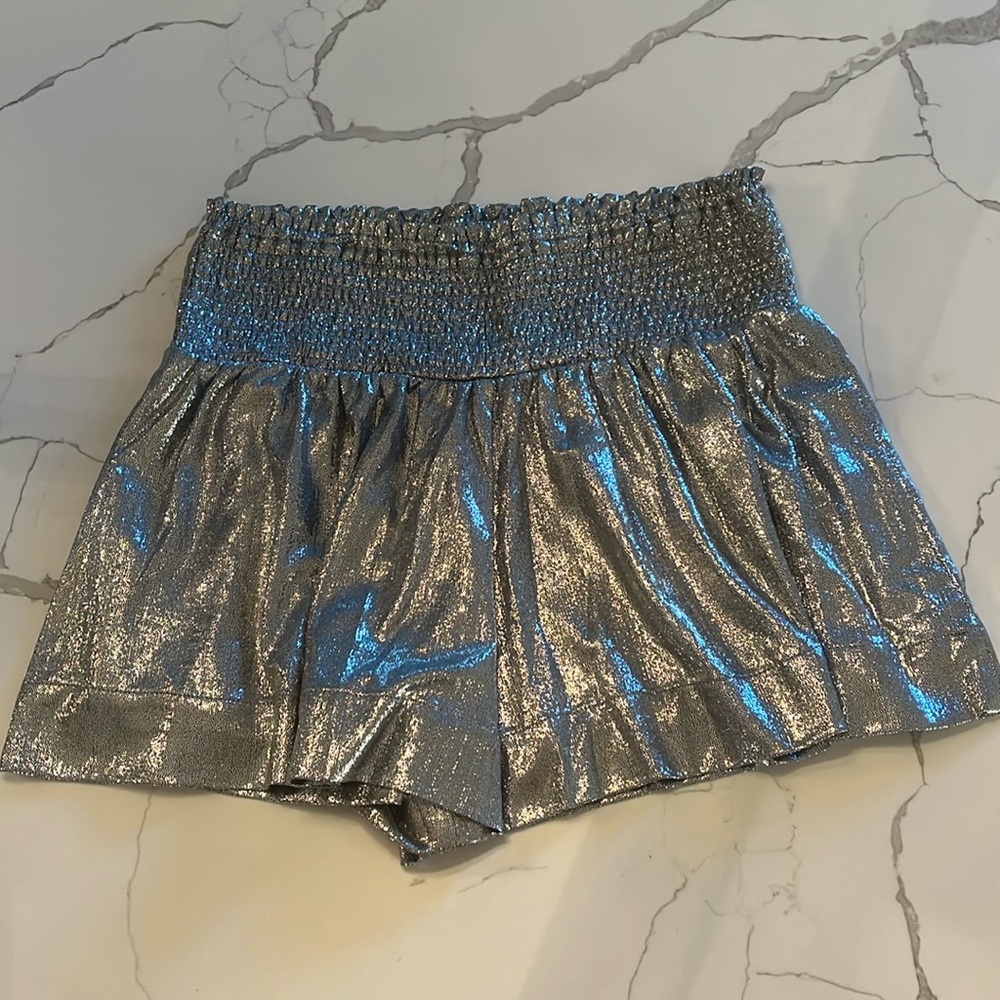 TCEC Metallic Smocked Waist Short
